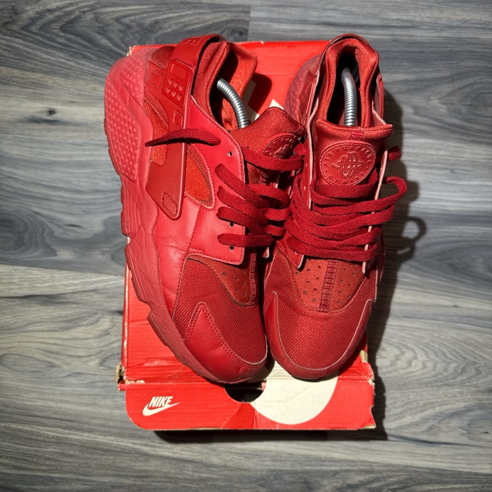 Nike Red Athletic Sneakers Bold Design